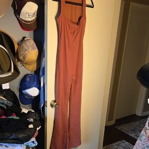 Nwot Qinsen Women's Rust Flare Jumpsuit